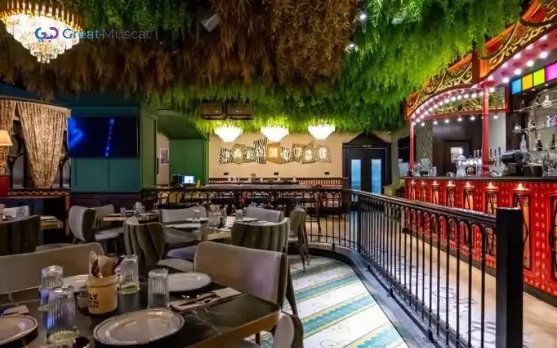 Restaurants and dining options in Al Mankhool